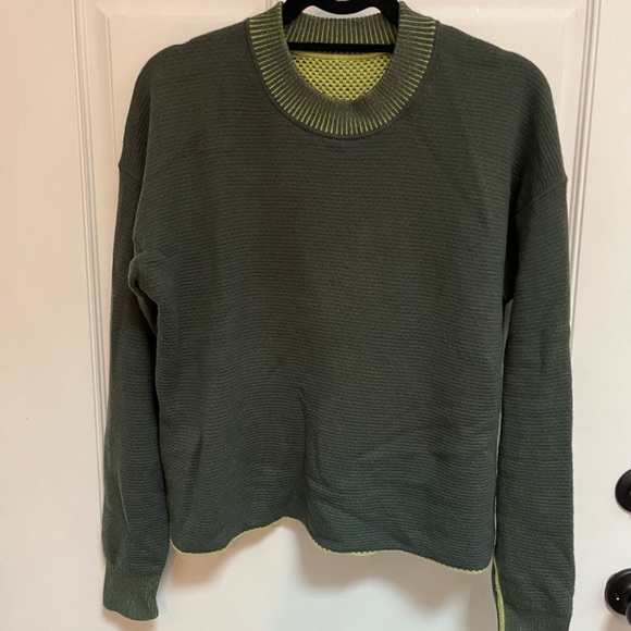 Lululemon reversible double-knit crewneck sweater color smoked